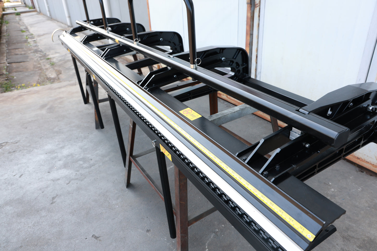 Brabus Bend-It SOLO® 10’6”Length 22”throat Portable Brake. - Brabus Tools Inc