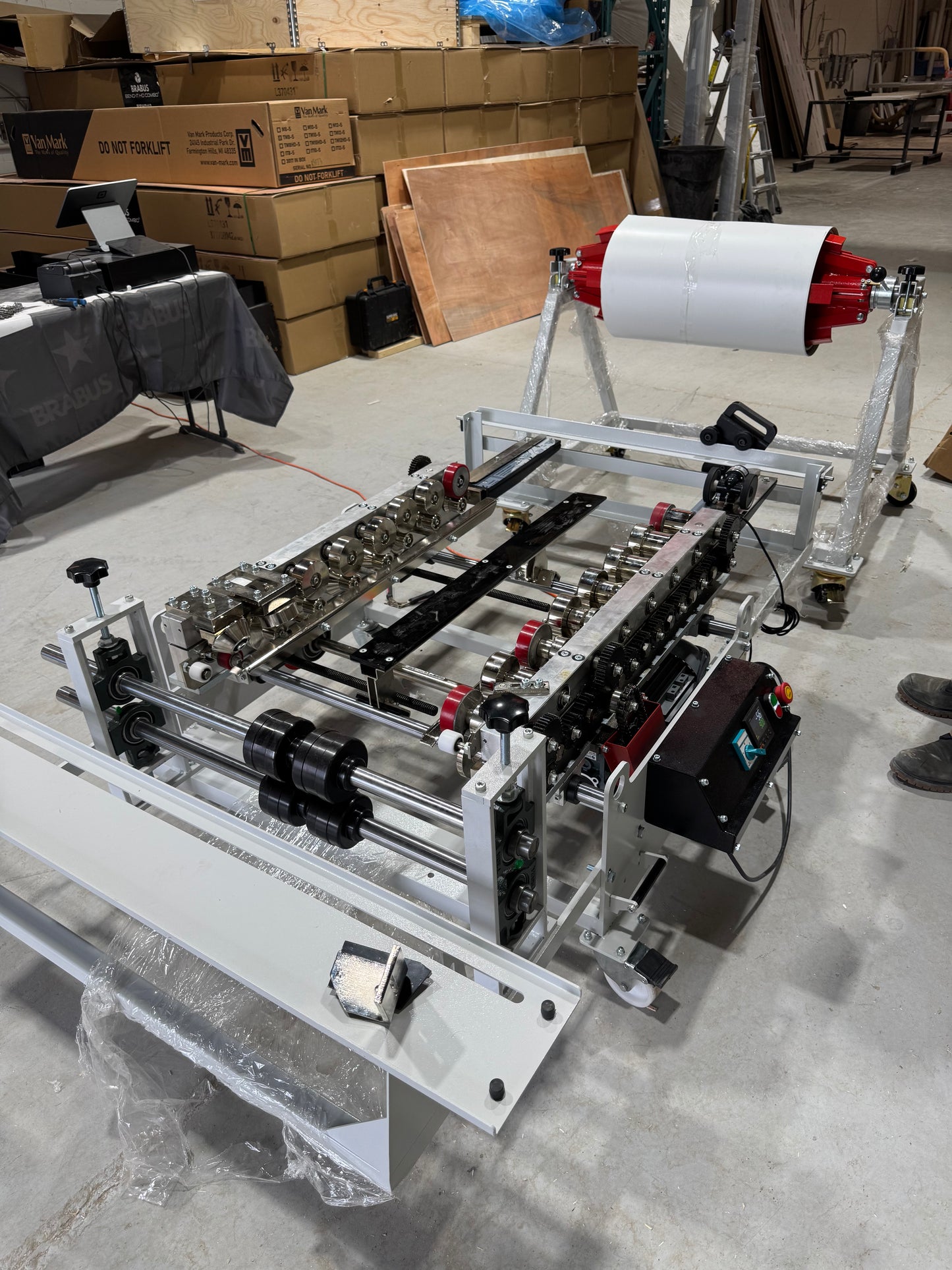 Brabus Express Roofline Pro® Portable Standing Seam Machine - Brabus Tools Inc