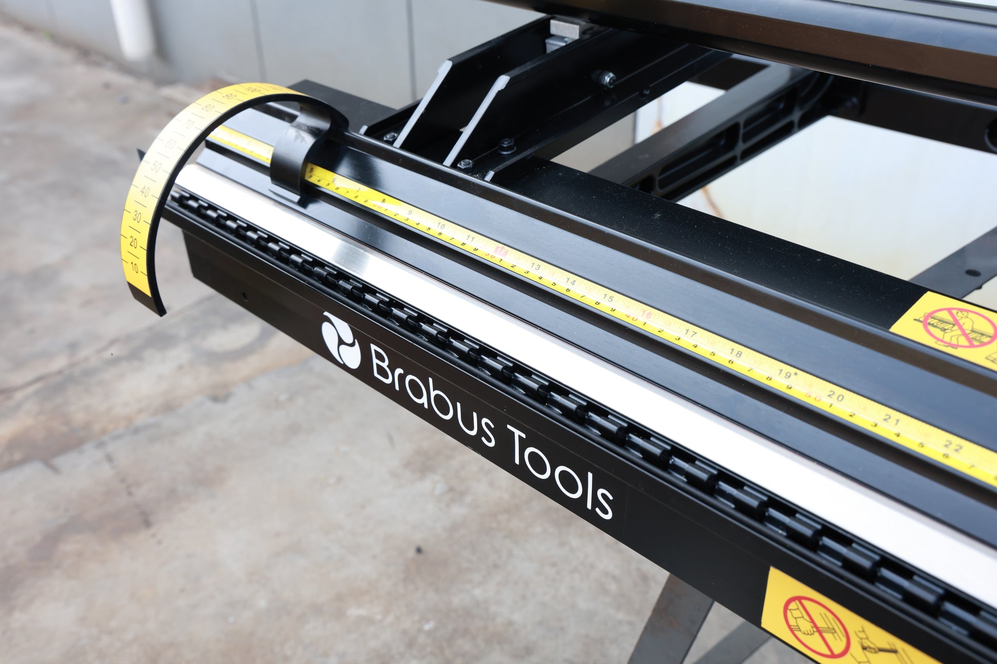 Brabus Bend-It SOLO® 10’6”Length 22”throat Portable Brake. - Brabus Tools Inc