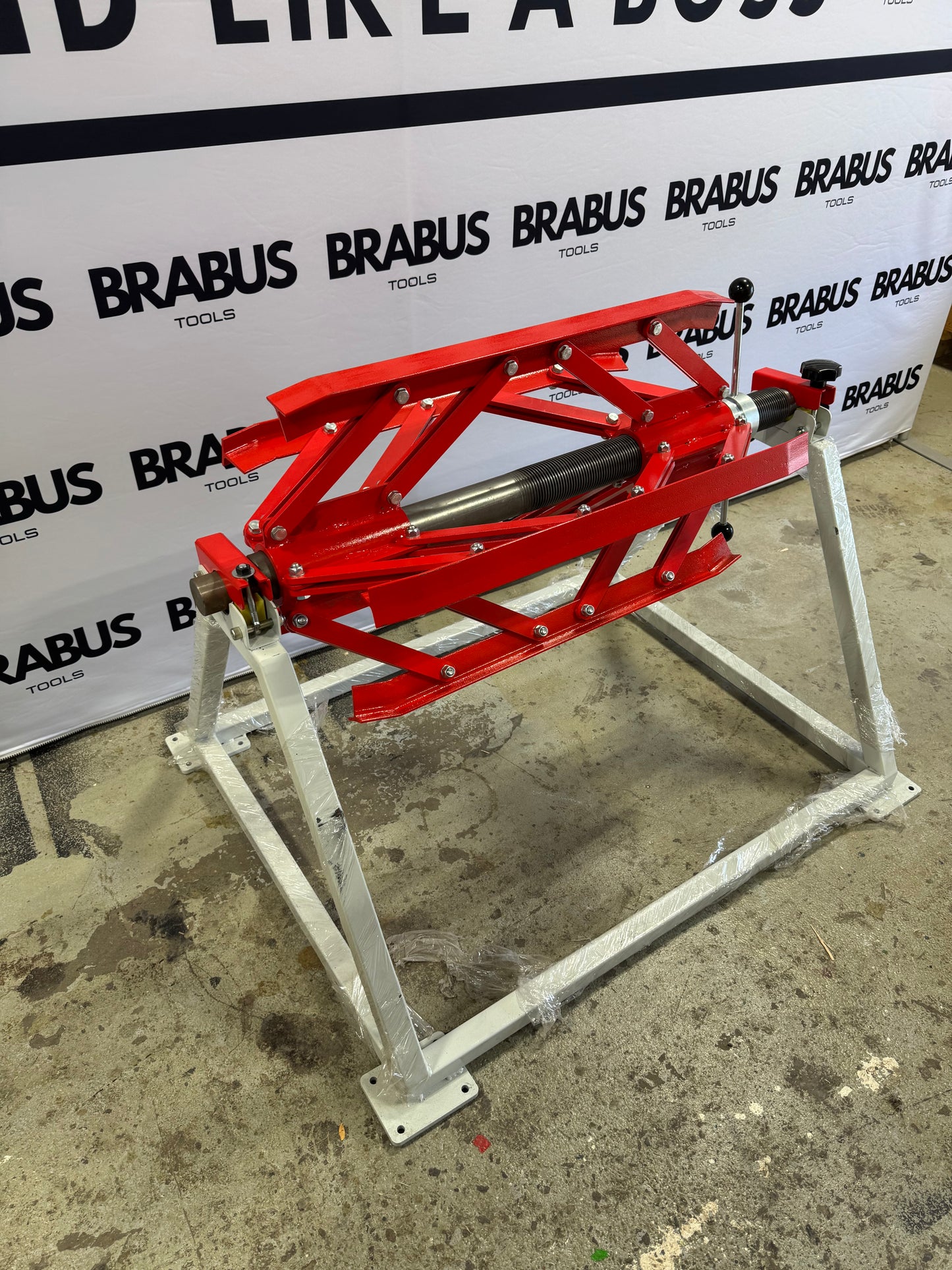 Brabus HD Coil Cradle™ | Heavy Duty Expandable Coil Support - Brabus Tools Inc