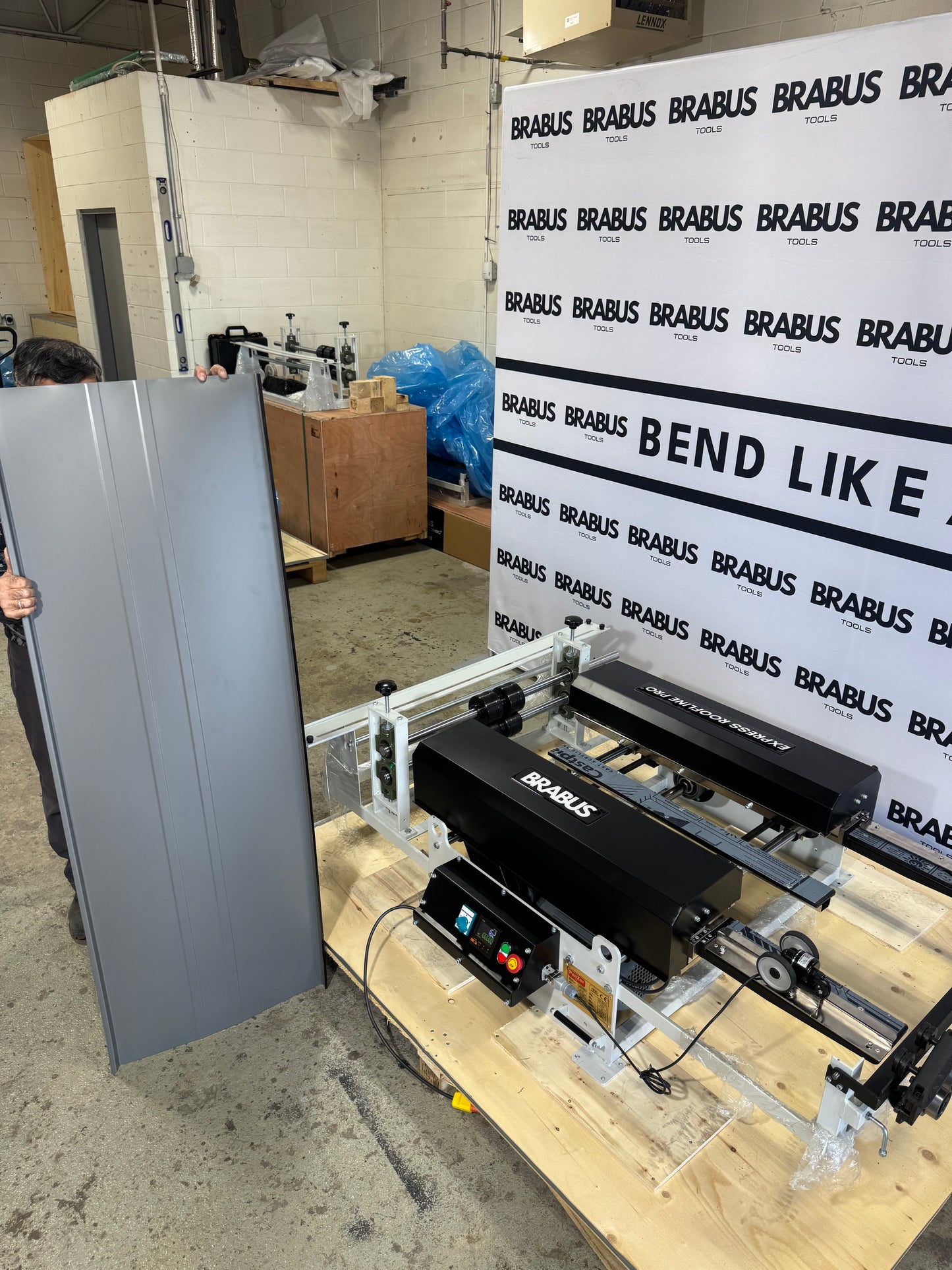 Brabus Seam-Jet™ | Portable Standing Seam Machine (Only machine)